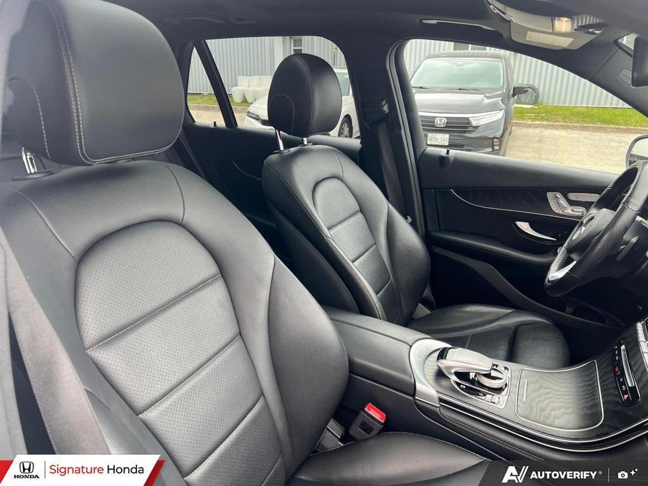 2019 Mercedes-Benz GLC GLC 300 Photo