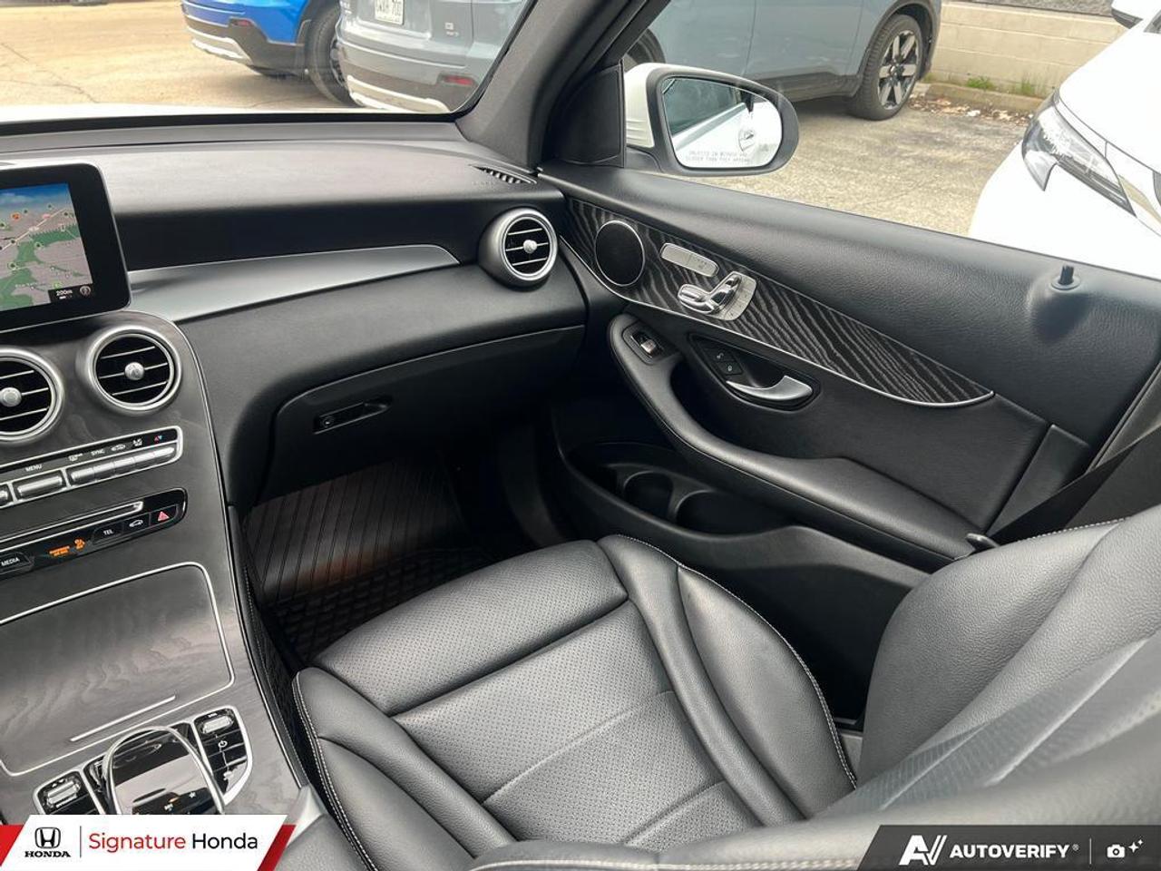 2019 Mercedes-Benz GLC GLC 300 Photo
