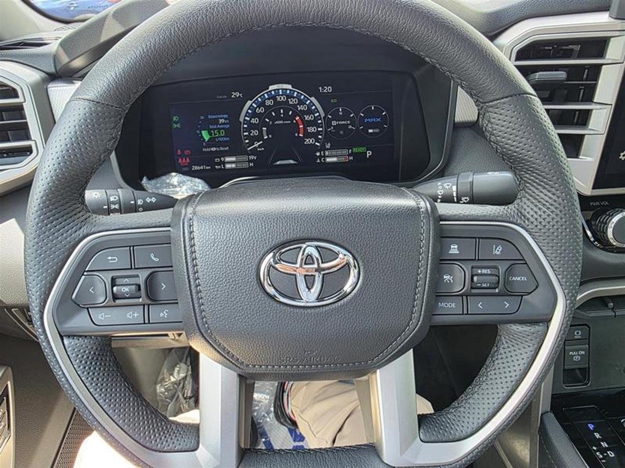 2025 Toyota Tundra CrewMax Limited W/Winter tire pkg Photo