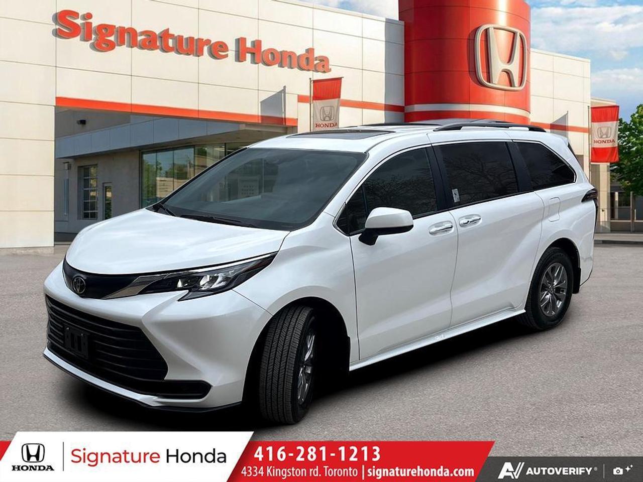 2026 Toyota Sienna XLE Photo0