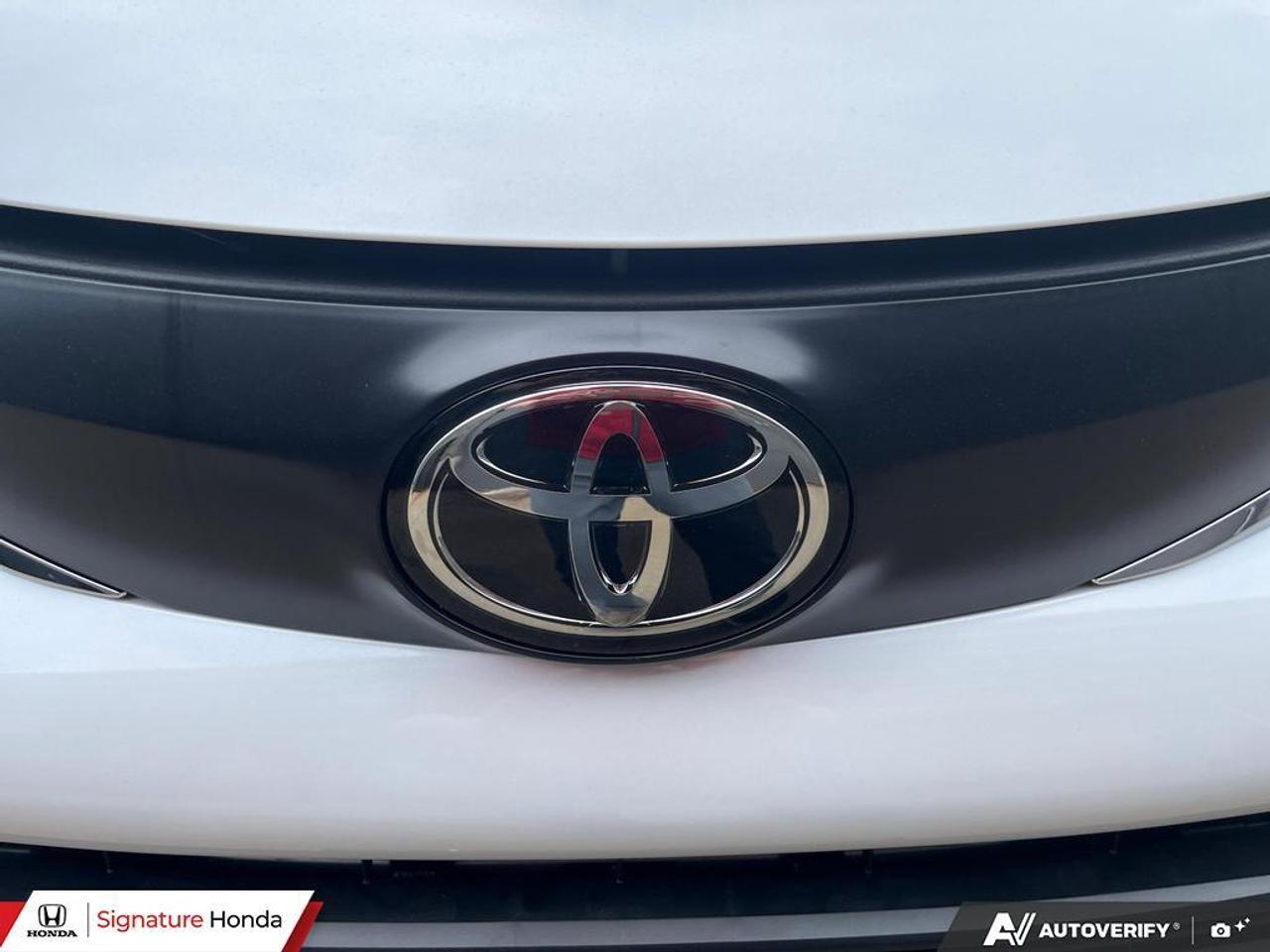 2026 Toyota Sienna XLE Photo