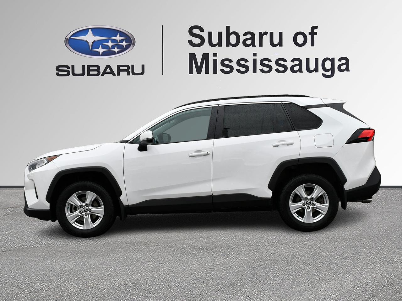 2020 Toyota RAV4 XLE AWD   1OWNER  CERTIFIED  HEATED SEATS  SUNROOF Photo