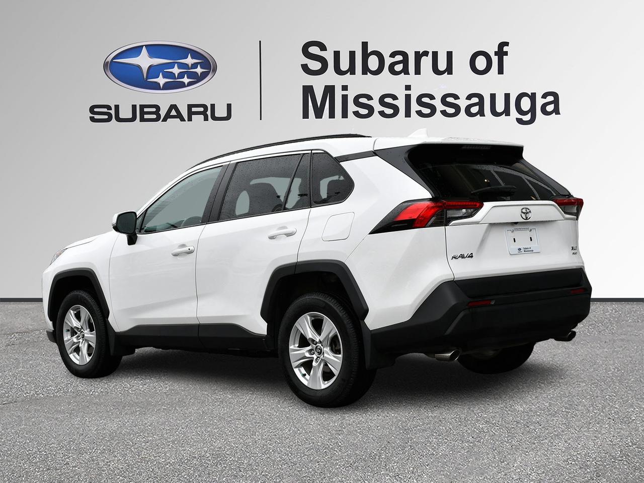 2020 Toyota RAV4 XLE AWD   1OWNER  CERTIFIED  HEATED SEATS  SUNROOF Photo
