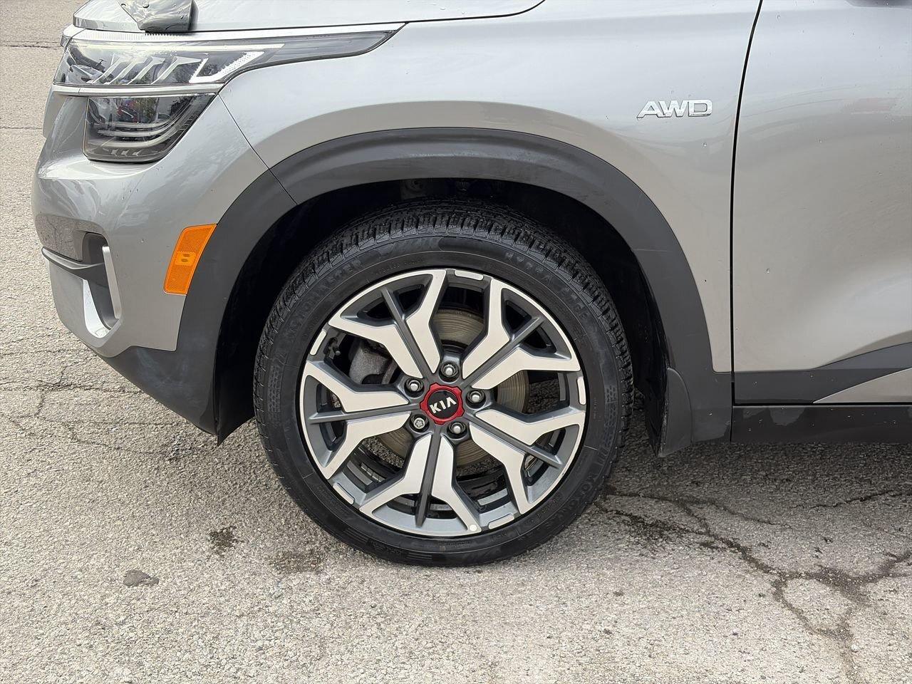 2021 Kia Seltos SX AWD HUD   Bose Spkrs   Sunroof   Vent & Htd Sea Photo