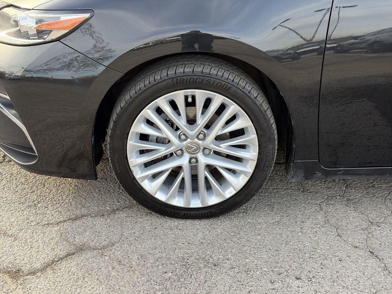 2018 Lexus ES 350 Executive Pkg Memory Seats   Moonroof   Lthr Seats Photo