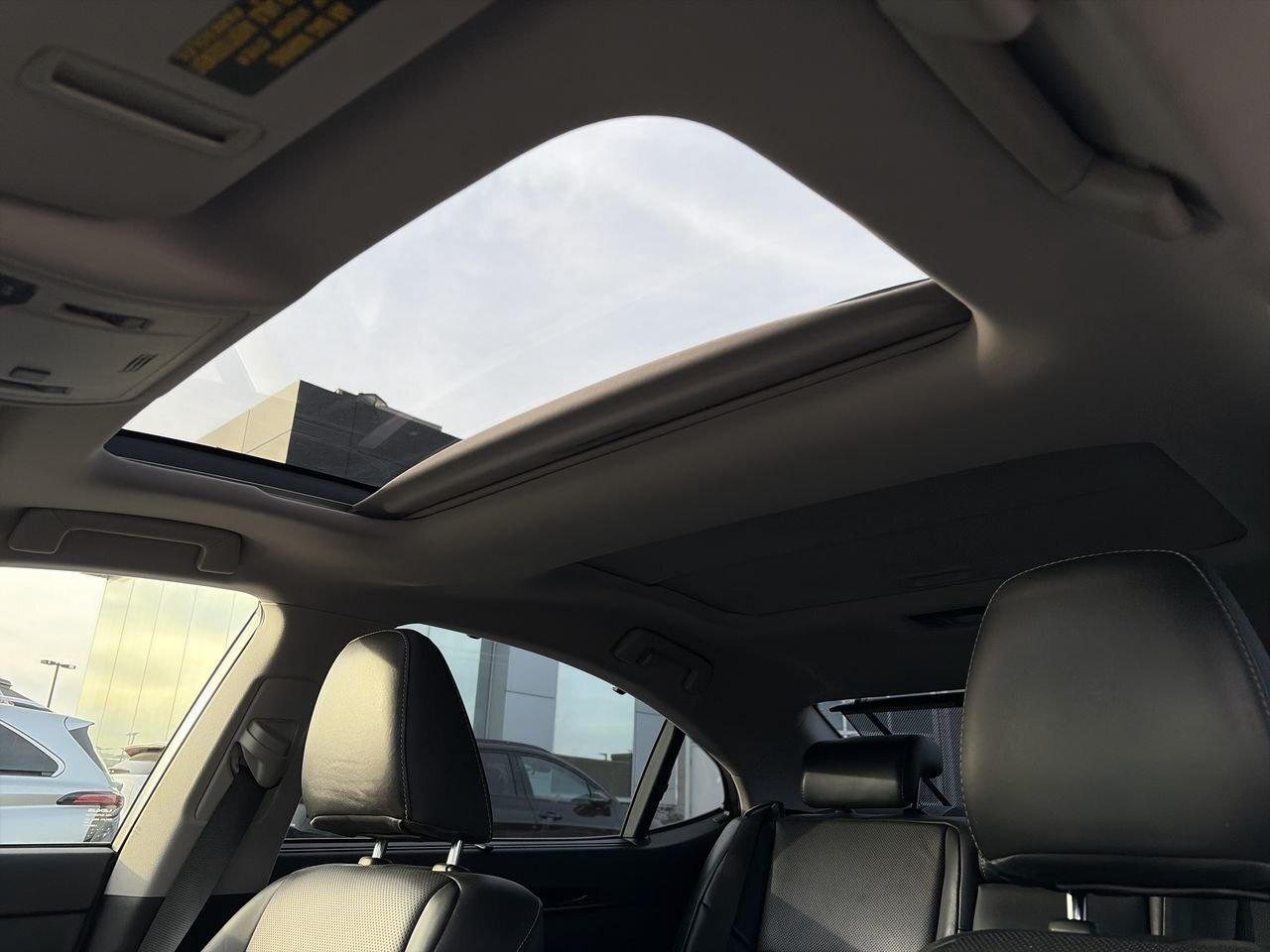 2018 Lexus ES 350 Executive Pkg Memory Seats   Moonroof   Lthr Seats Photo