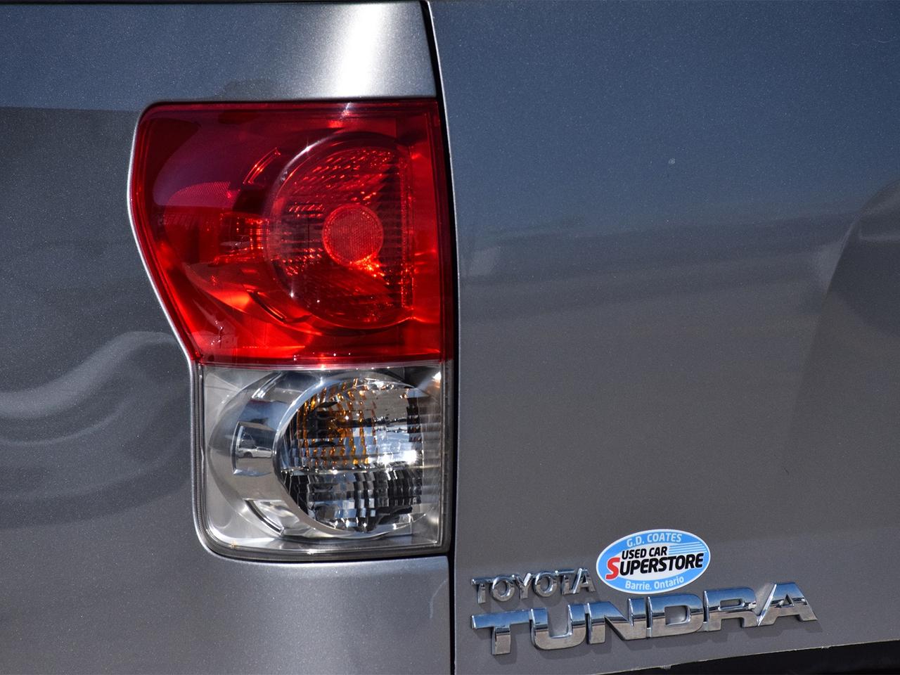 2008 Toyota Tundra SR5 CrewMax 4x4 ~5.7L i-FORCE V8 ~ONLY 139,000 KM! Photo