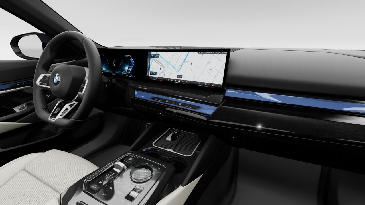 2027 BMW 550e xDrive 4dr All-Wheel Drive Sedan Photo