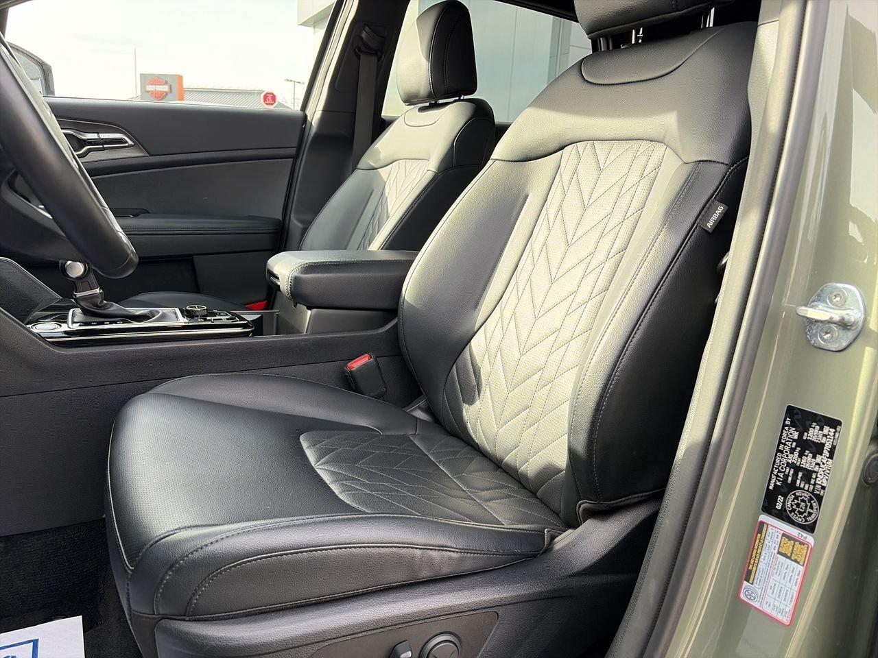 2023 Kia Sportage X-Line AWD Lthr Seats   Wireless Charger   Parking Photo