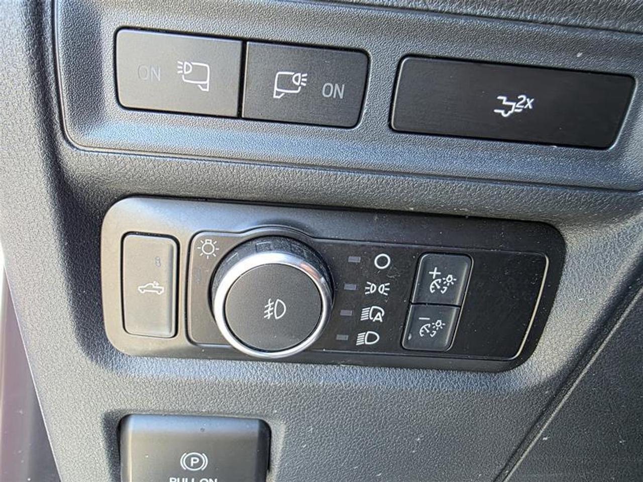 2023 Ford F-150 4x4 - Supercab XLT - 145 WB One-owner vehicle Photo