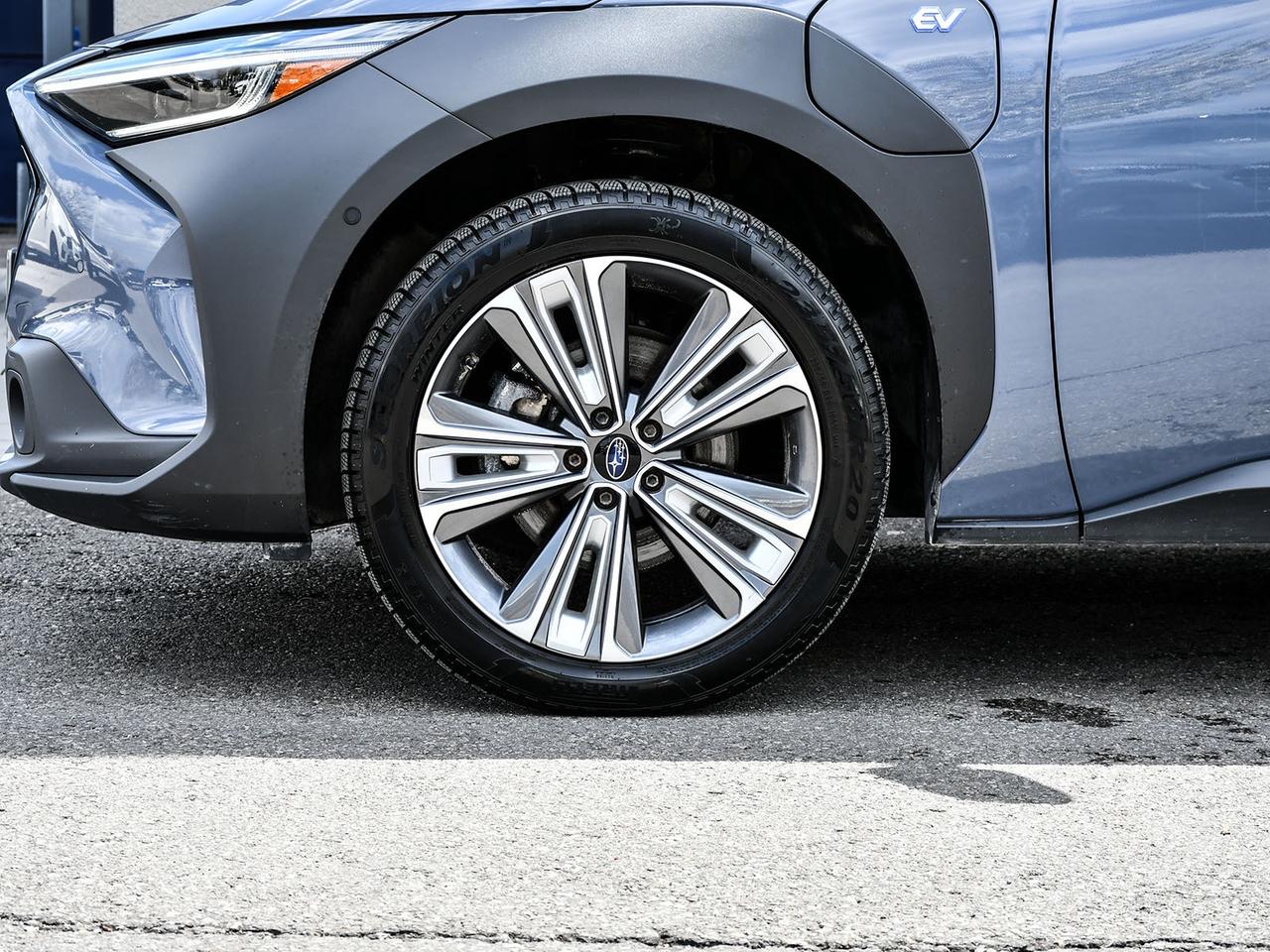 2024 Subaru Solterra TECH PKG   AWD   2 SETS TIRES   CLEAN CARFAX   EV Photo4