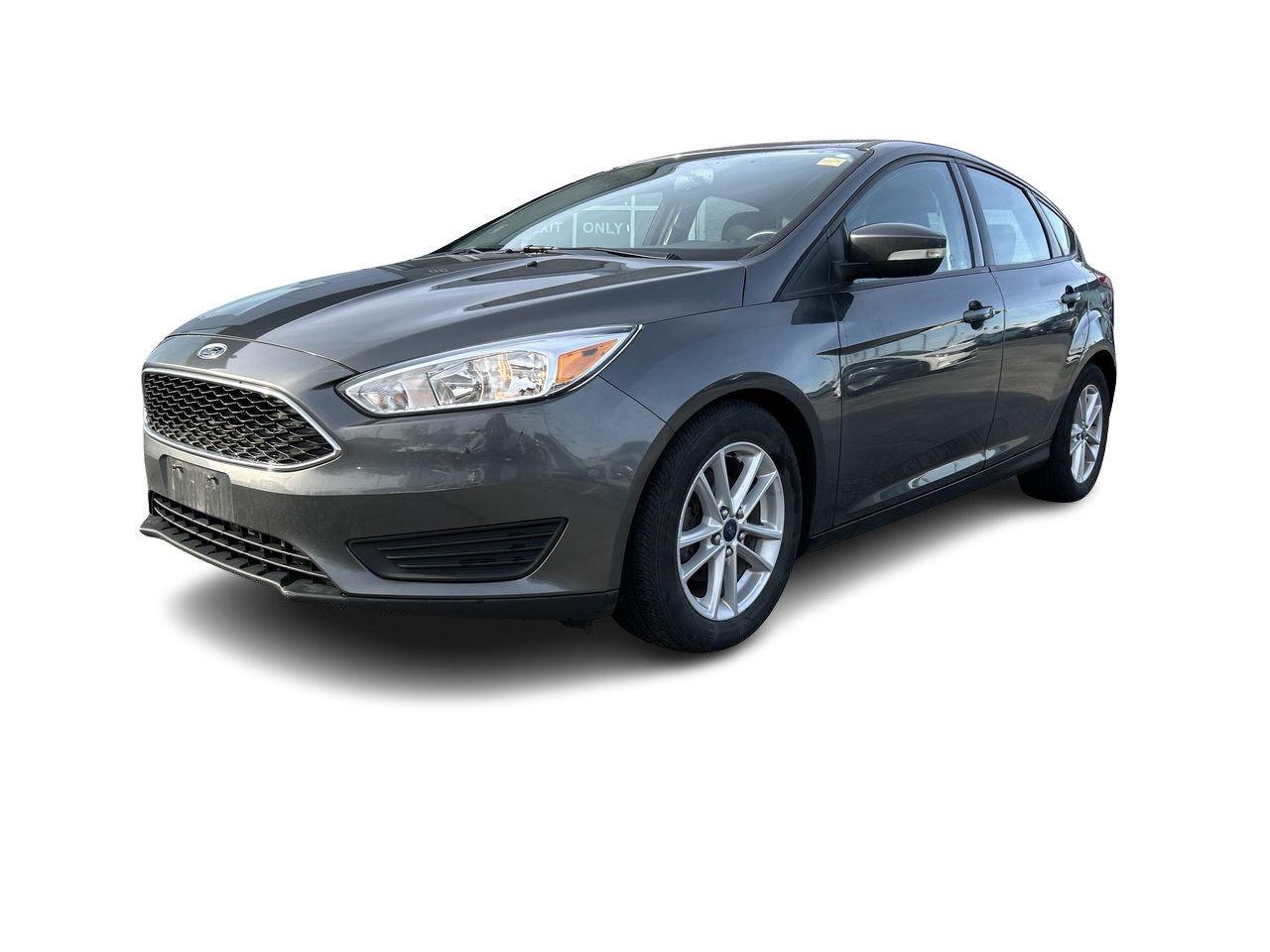 2017 Ford Focus SE Hatchback Clean Carfax   Htd Seats   Rear Camer Photo