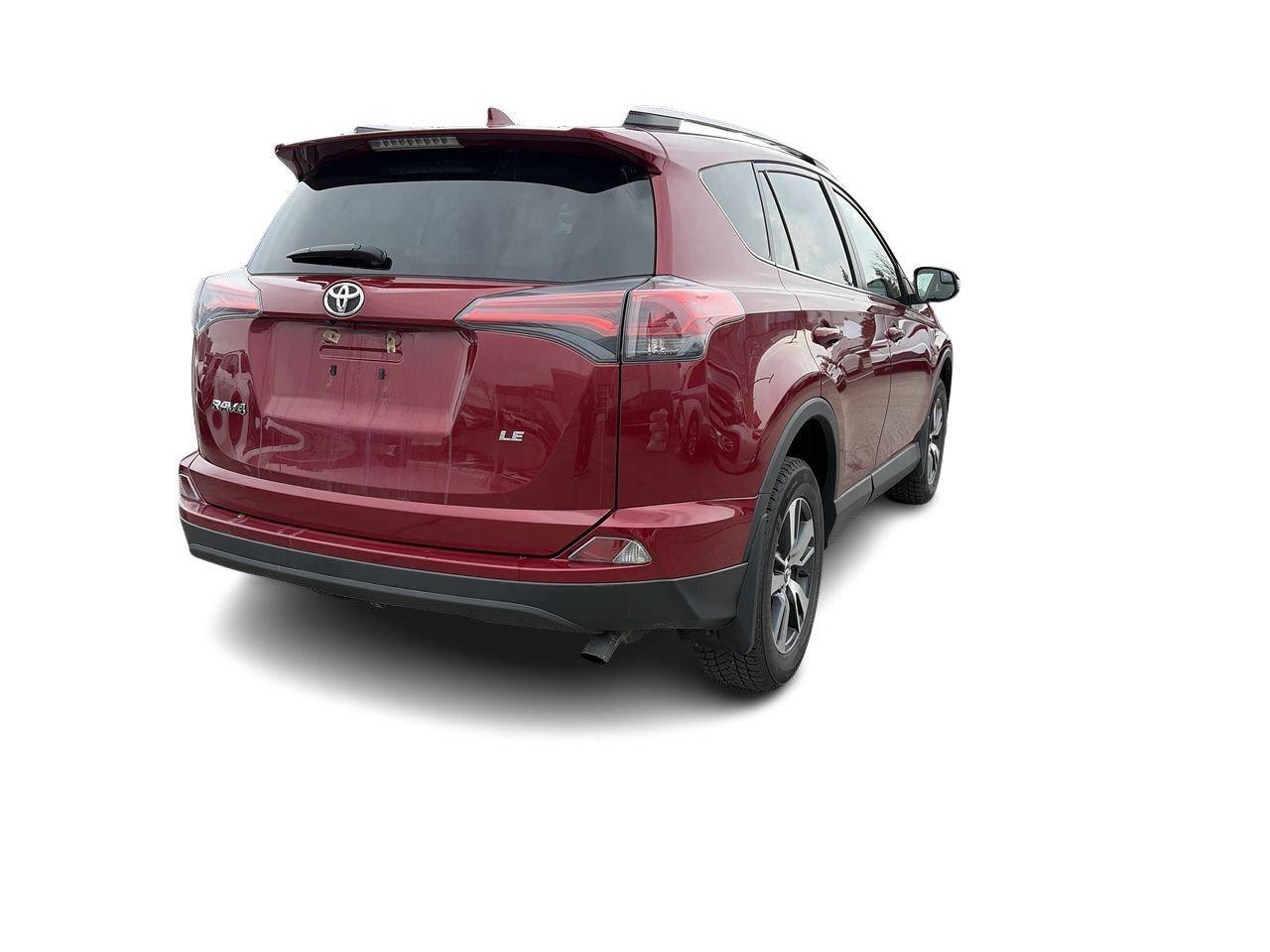 2018 Toyota RAV4 LE All Season & Winter Tire Sets   Backup Cam   Ht Photo