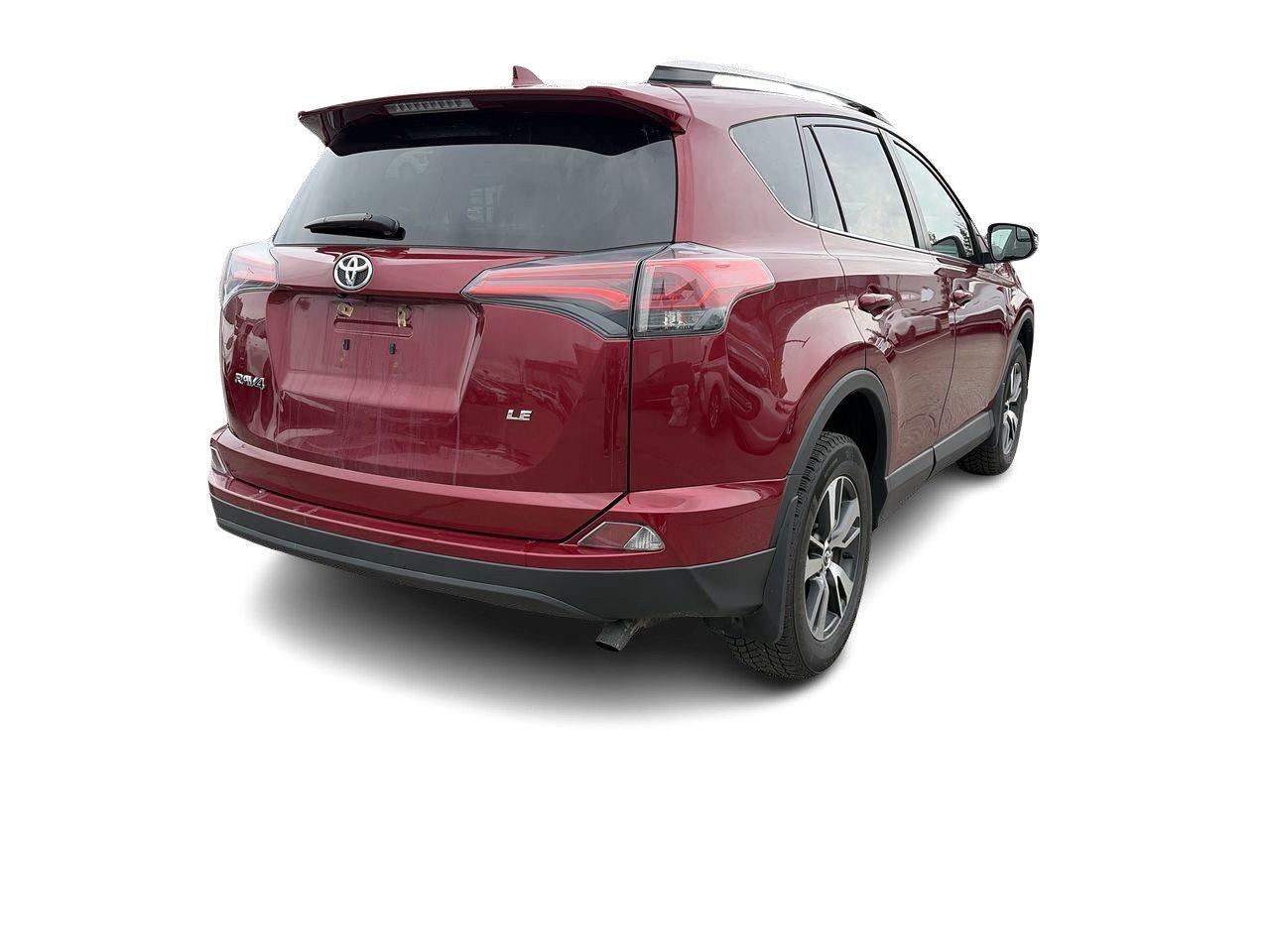 2018 Toyota RAV4 LE All Season & Winter Tire Sets   Backup Cam   Ht Photo