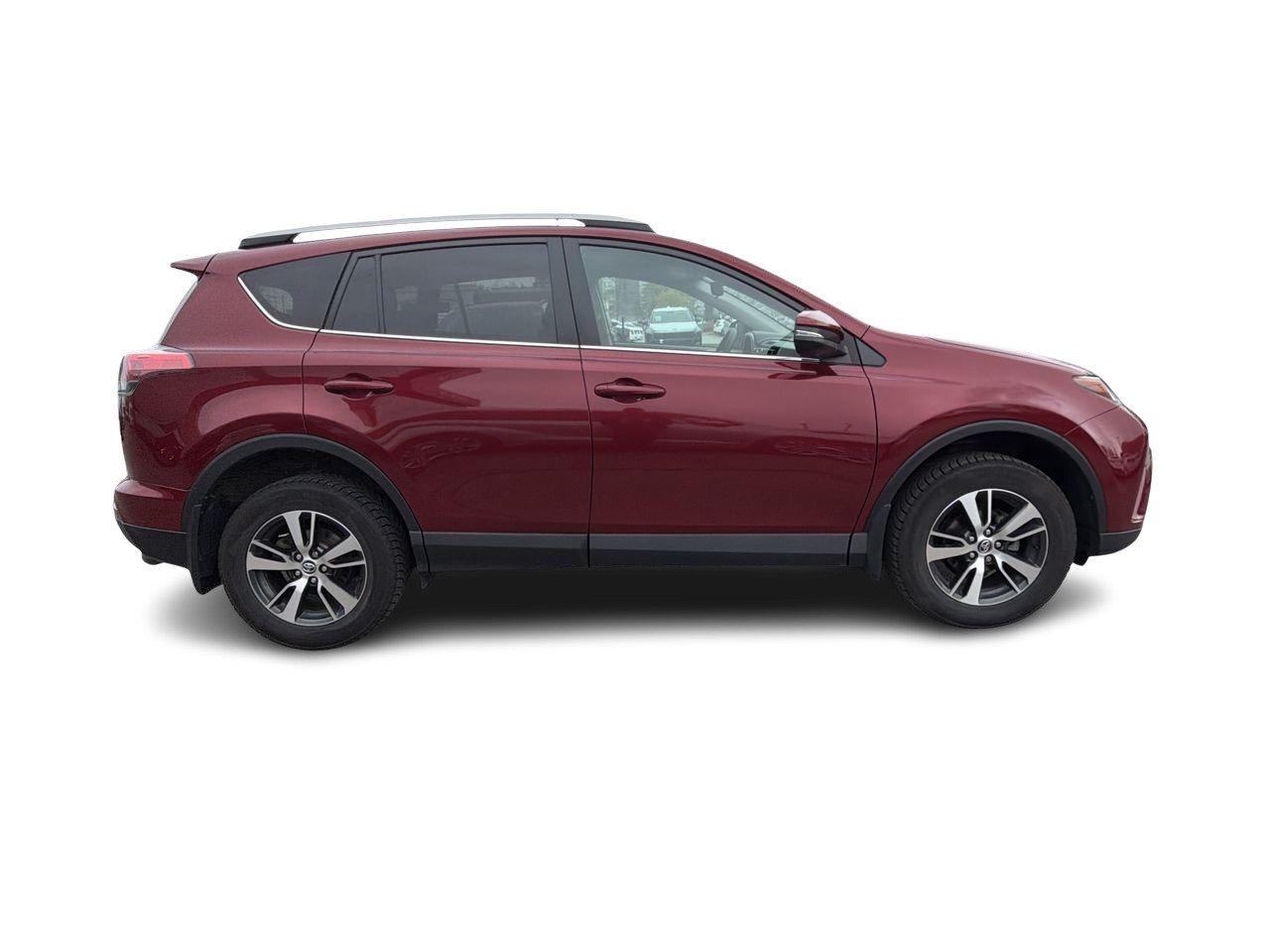 2018 Toyota RAV4 LE All Season & Winter Tire Sets   Backup Cam   Ht Photo