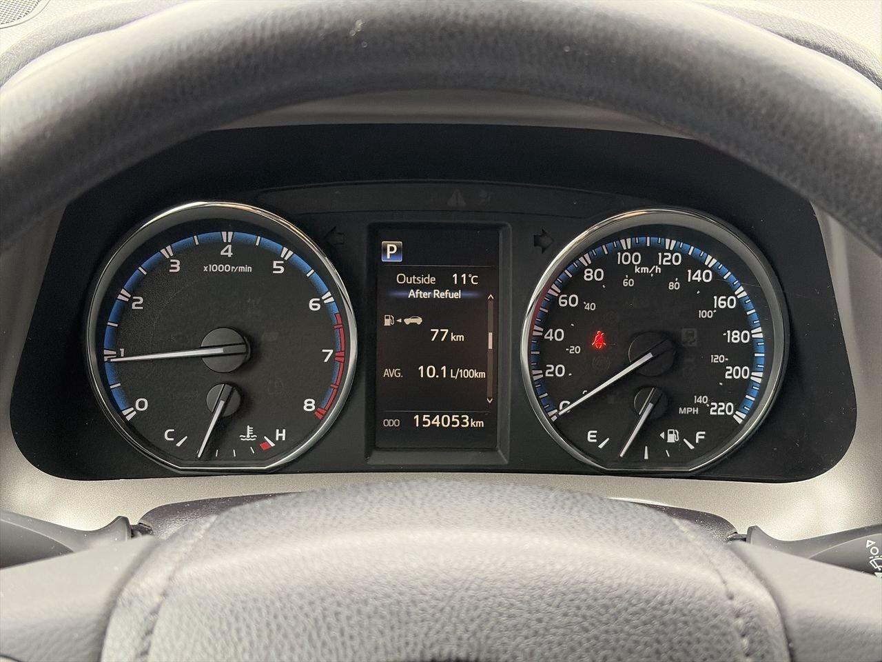 2018 Toyota RAV4 LE All Season & Winter Tire Sets   Backup Cam   Ht Photo