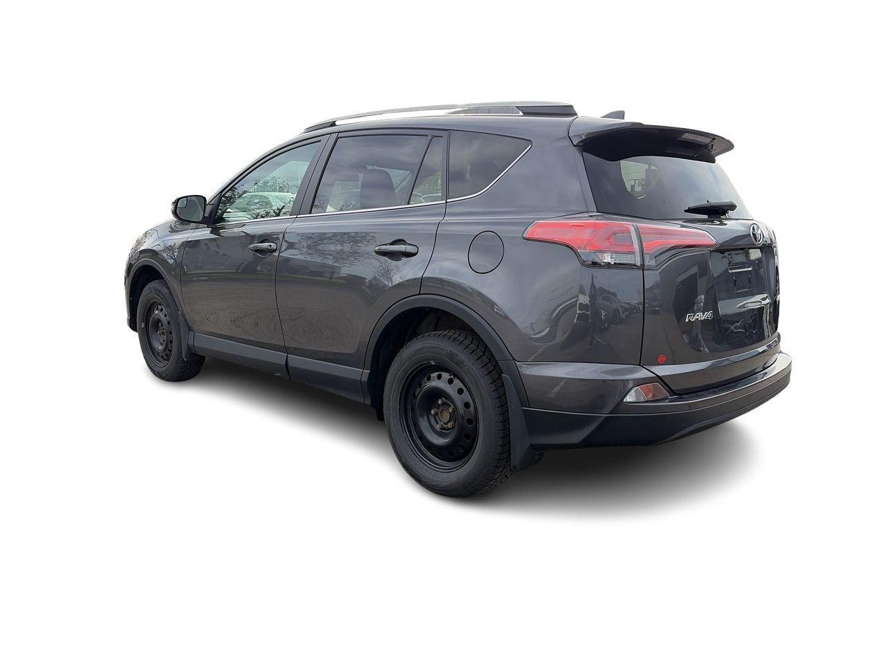 2018 Toyota RAV4 LE All Season & Winter Tire Sets   Backup Cam   Ht Photo