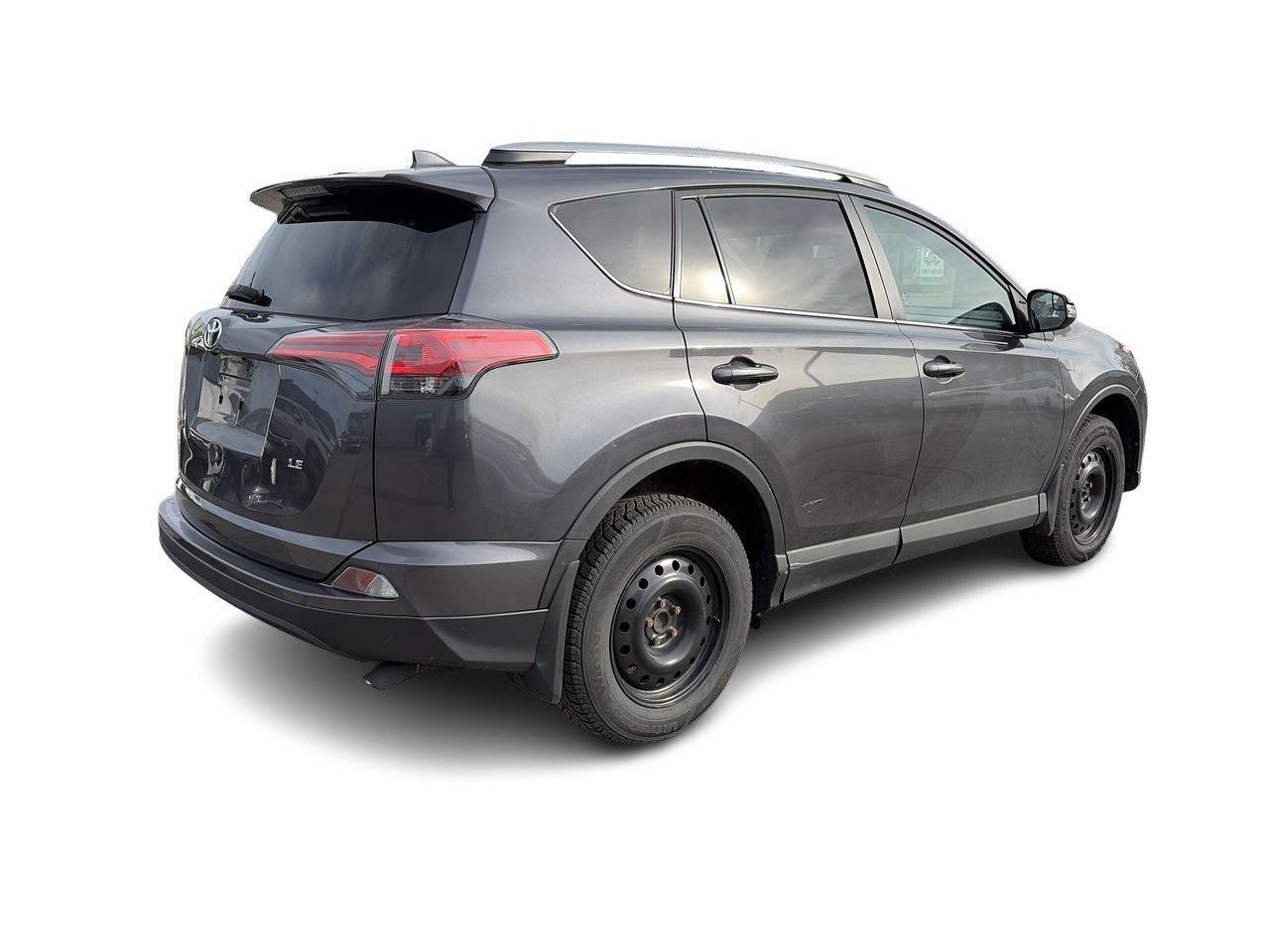 2018 Toyota RAV4 LE All Season & Winter Tire Sets   Backup Cam   Ht Photo
