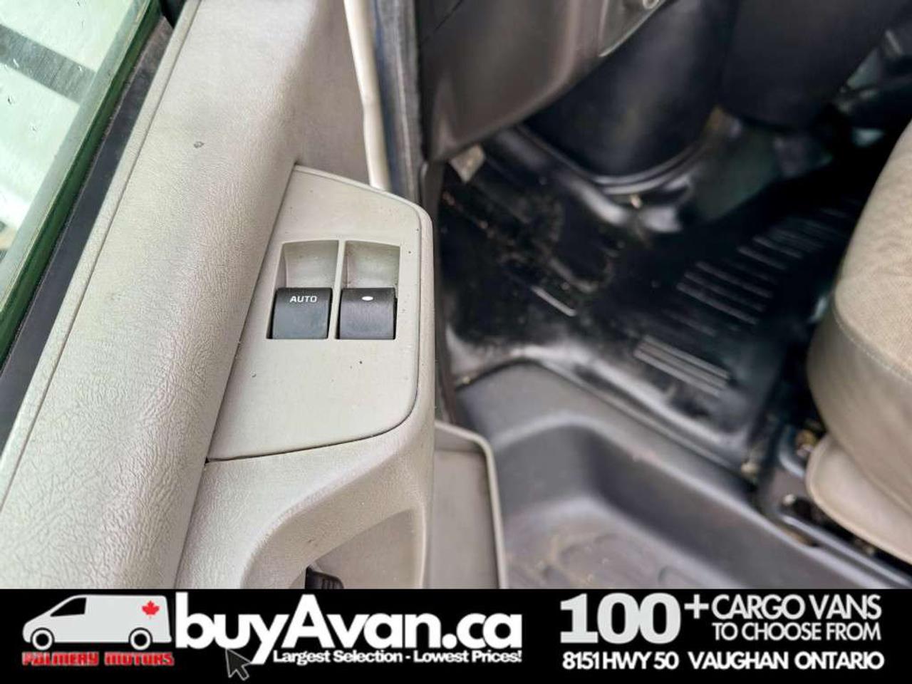 2013 Chevrolet Express 3500 Shelves + Divider V8 Photo