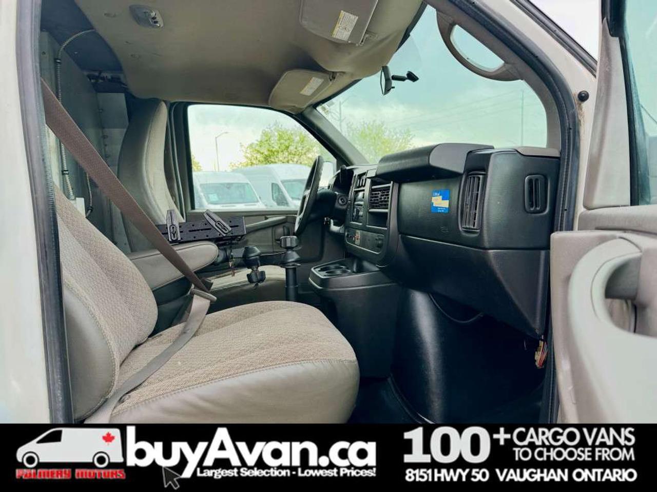 2013 Chevrolet Express 3500 Shelves + Divider V8 Photo