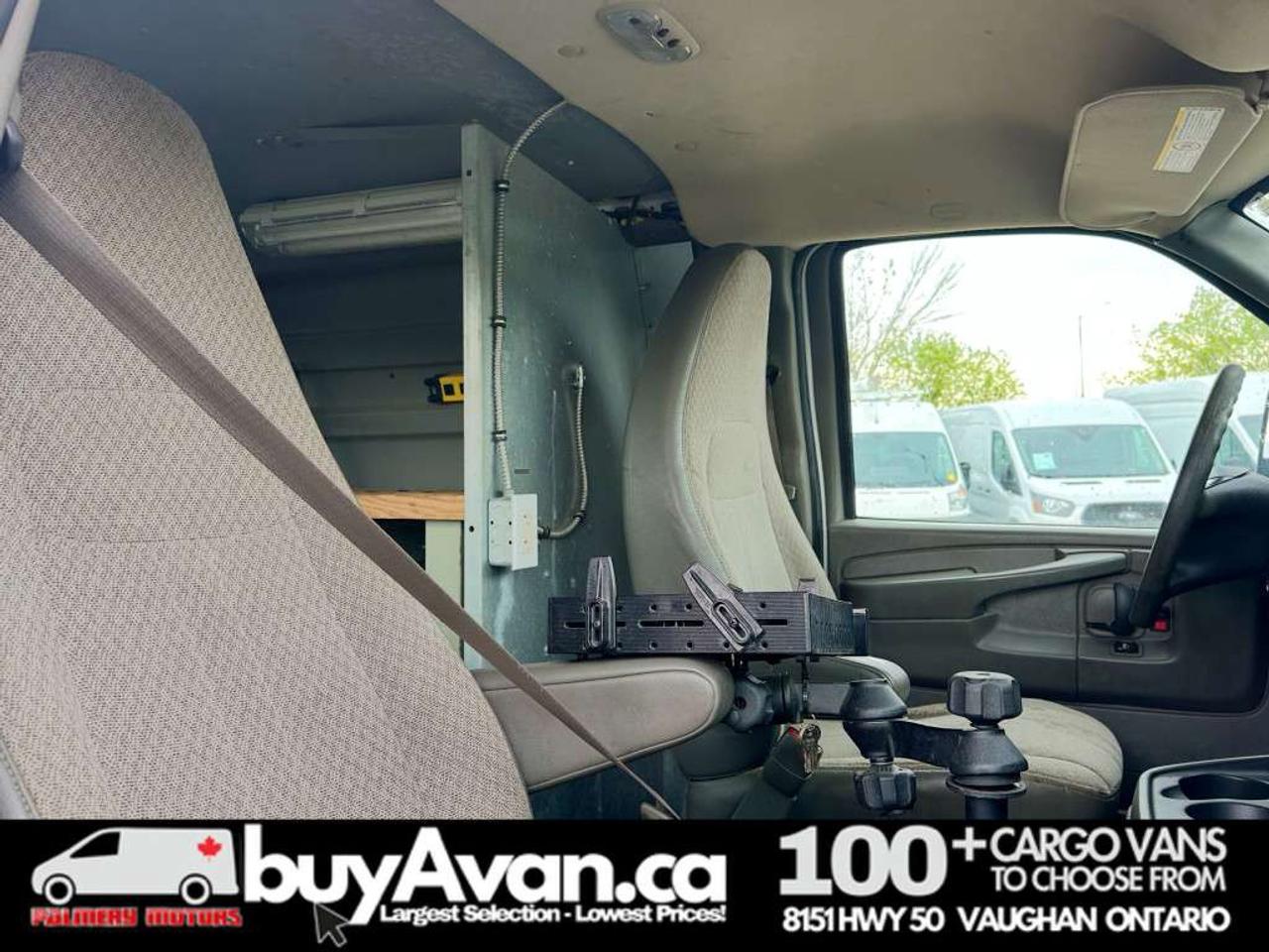 2013 Chevrolet Express 3500 Shelves + Divider V8 Photo