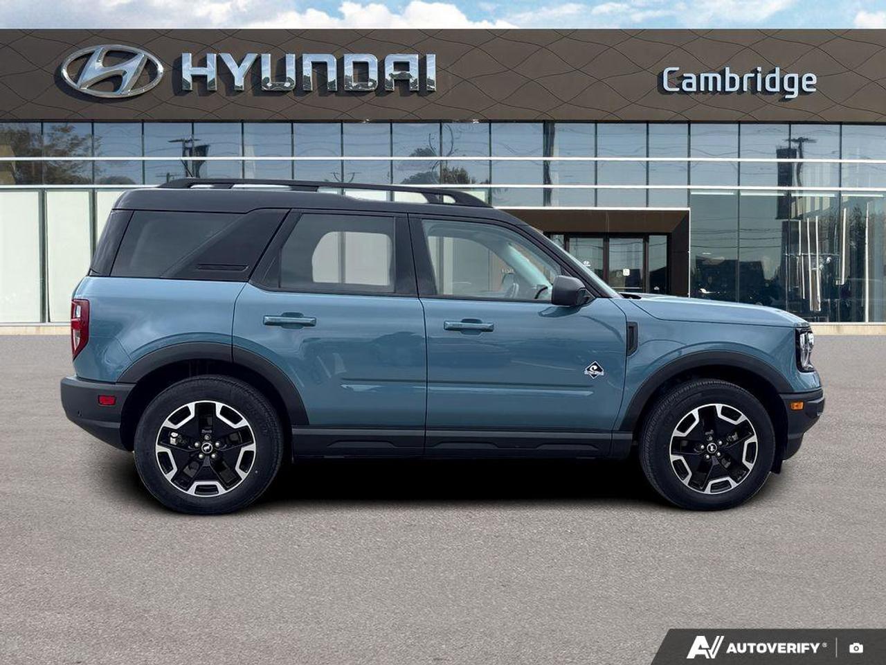 2022 Ford Bronco Sport Outer Banks   NO ACCIDENTS   ONE OWNER  8.4L/100KM Photo