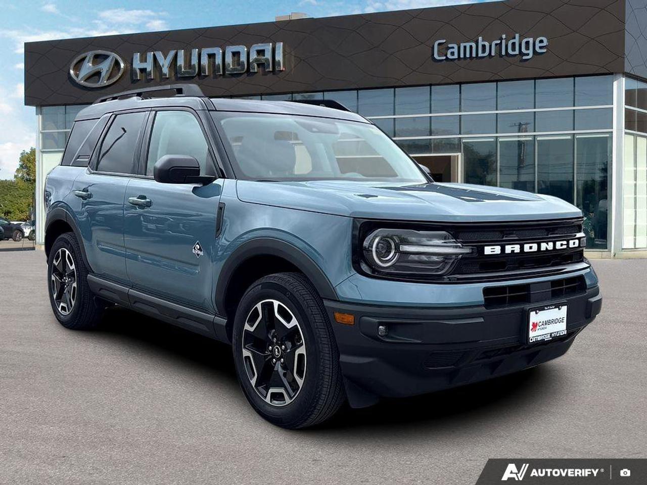 2022 Ford Bronco Sport Outer Banks   NO ACCIDENTS   ONE OWNER  8.4L/100KM Photo