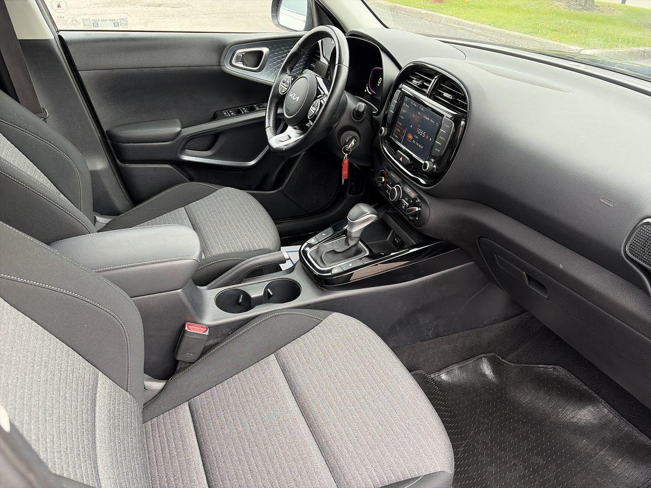 2024 Kia Soul EX Htd Seats   Wireless Charging   Apple CarPlay/A Photo