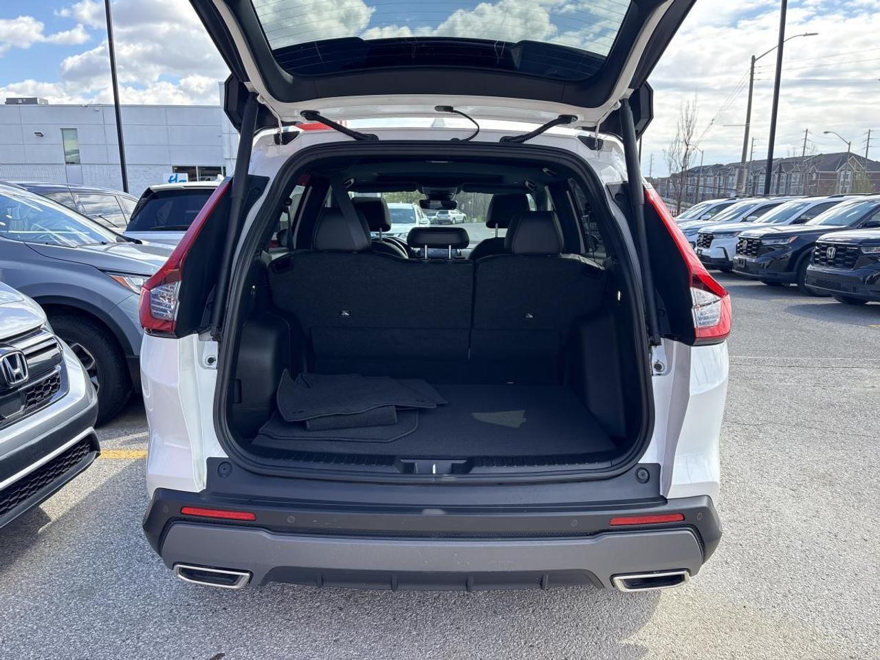 2024 Honda CR-V Hybrid Touring Photo