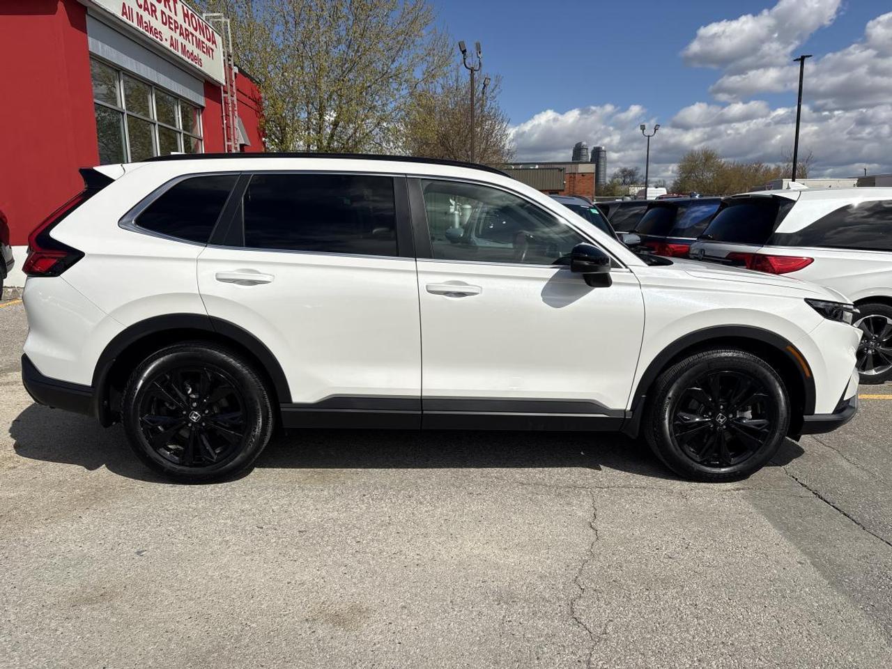 2024 Honda CR-V Hybrid Touring Photo