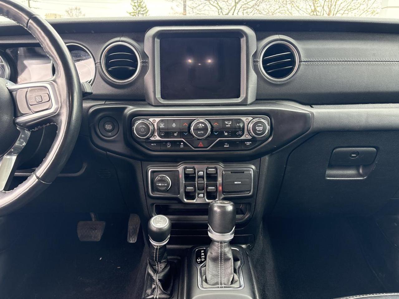 2021 Jeep Wrangler Sahara Photo