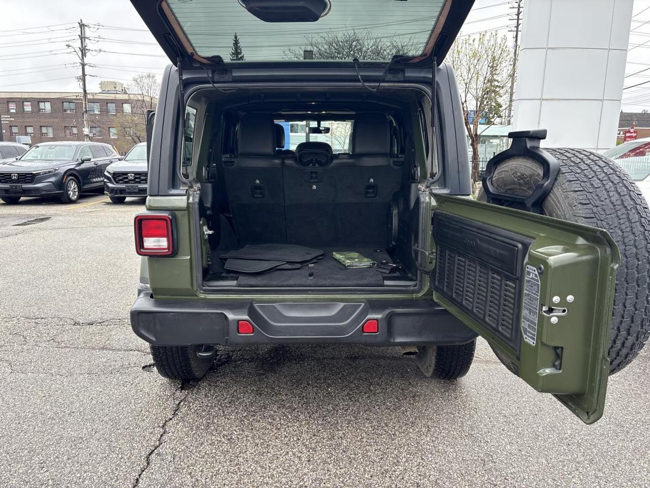 2021 Jeep Wrangler Sahara Photo