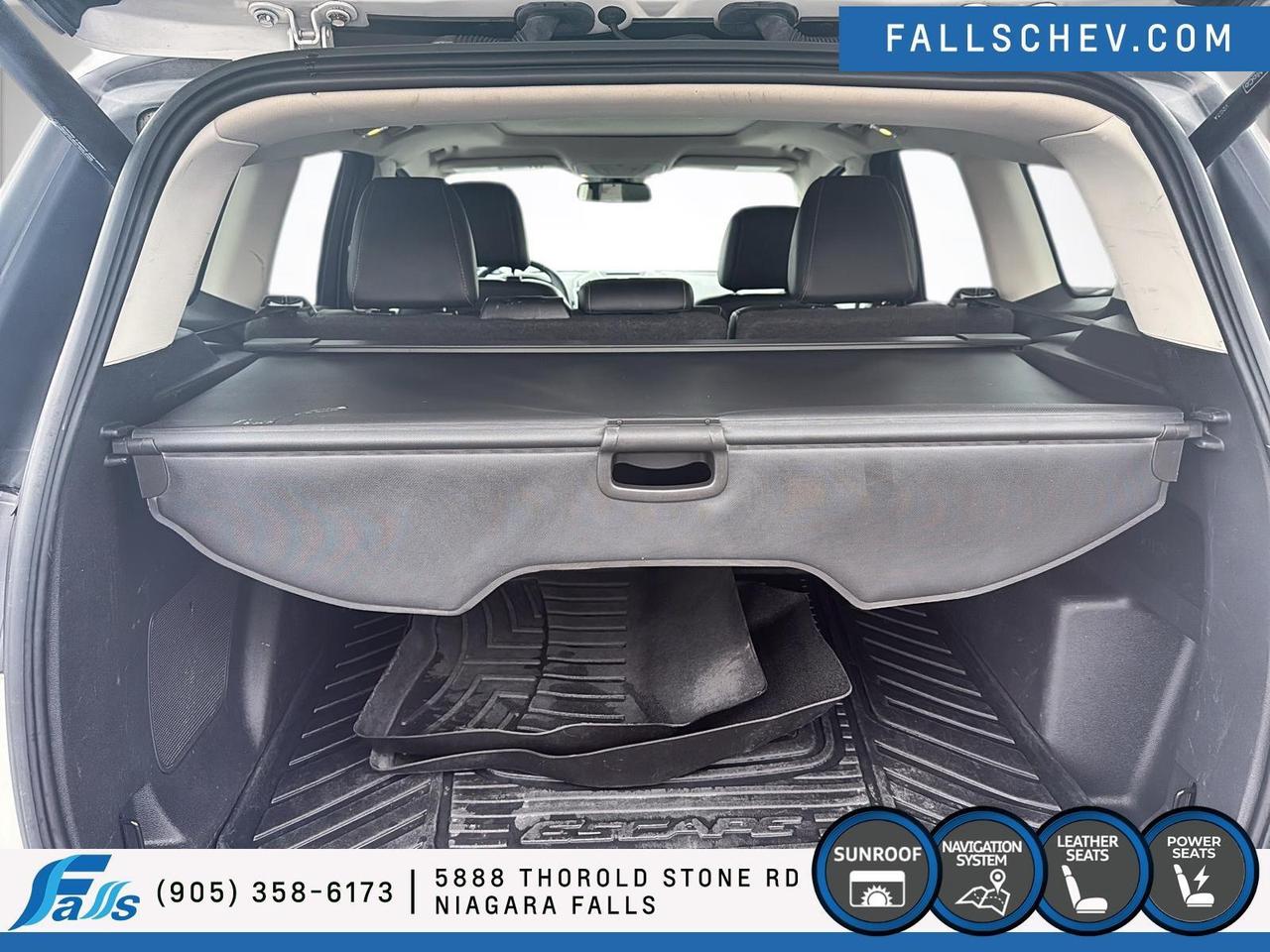 2016 Ford Escape Titanium LEATHER,SUNROOF,NAV,AWD Photo