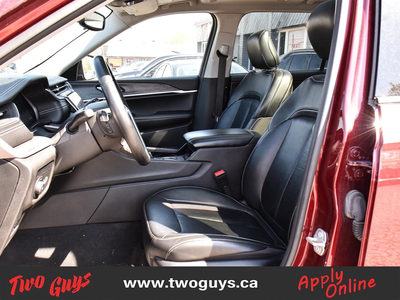 2021 Jeep Grand Cherokee L Limited   Panoroof   Leather   6 Pass Photo