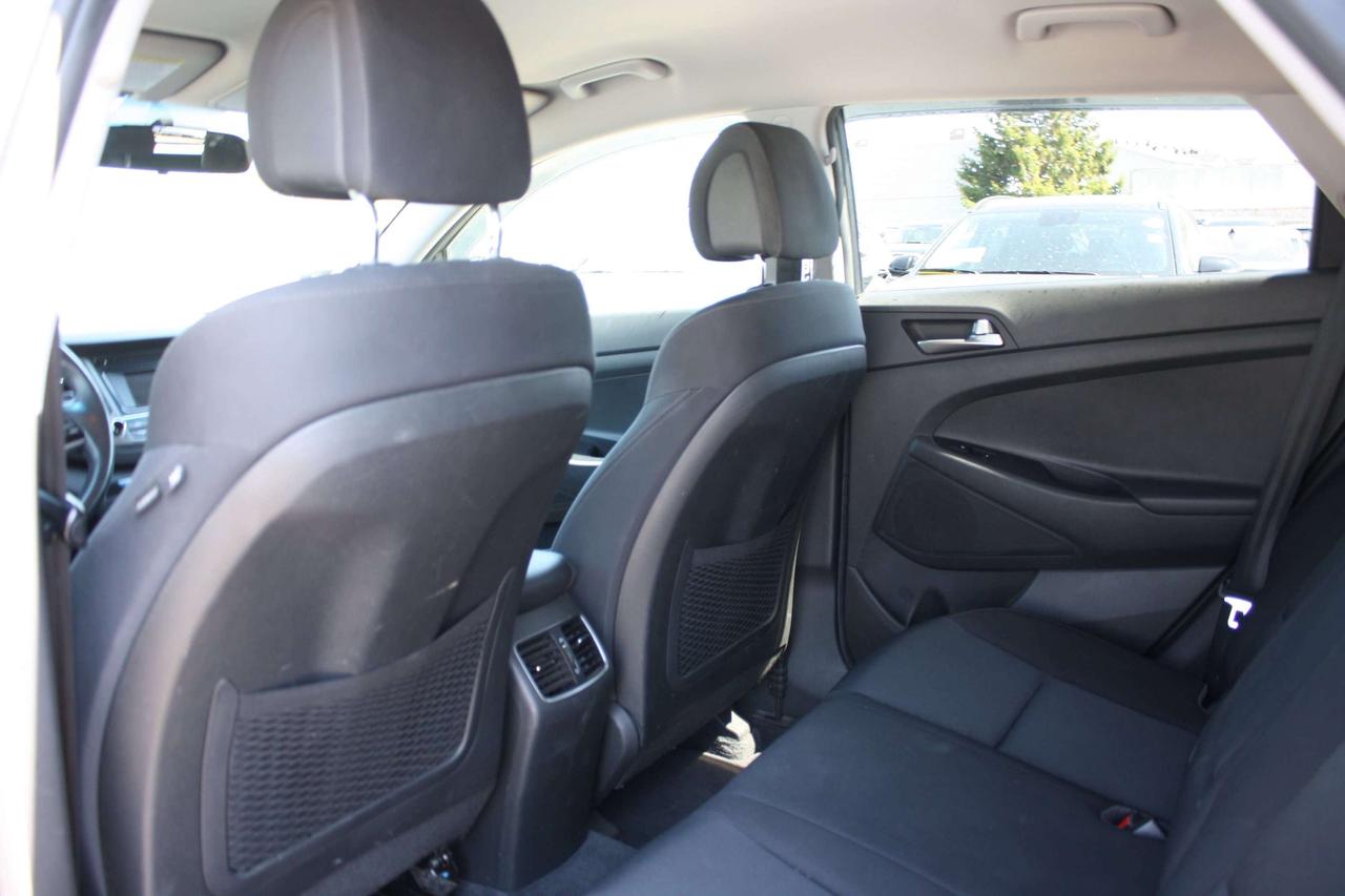 2017 Hyundai Tucson AWD 4DR 2.0L PREMIUM Photo