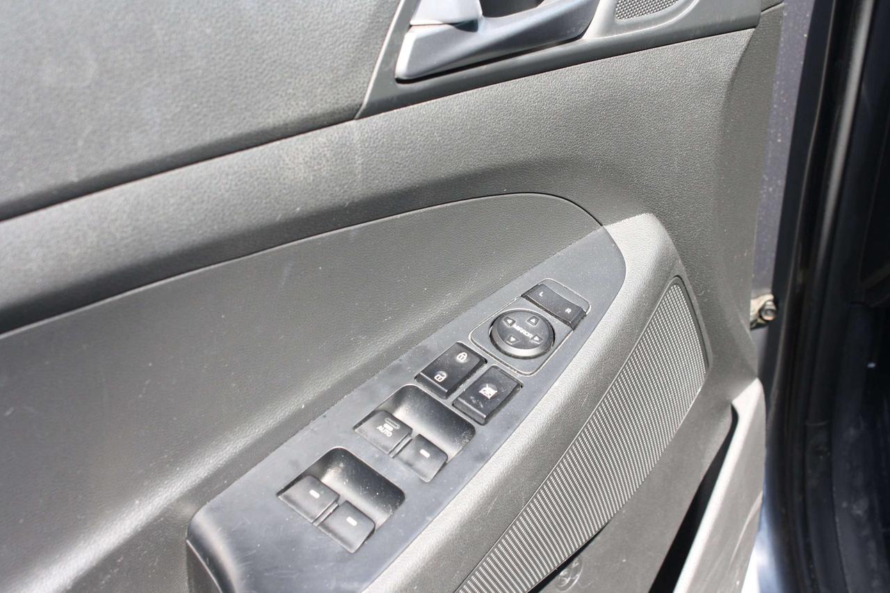 2017 Hyundai Tucson AWD 4DR 2.0L PREMIUM Photo