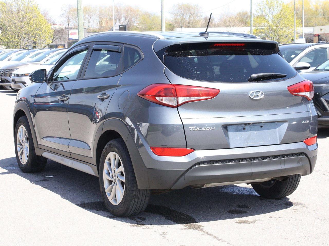 2017 Hyundai Tucson AWD 4DR 2.0L PREMIUM Photo