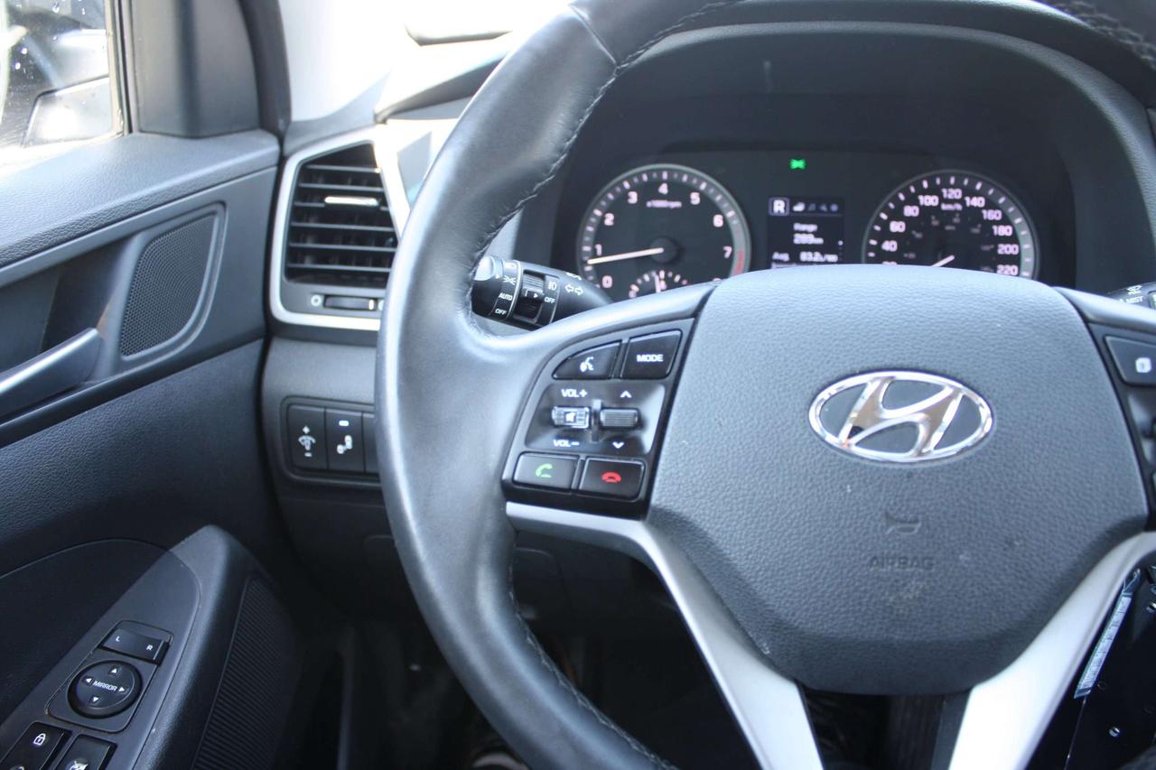 2017 Hyundai Tucson AWD 4DR 2.0L PREMIUM Photo