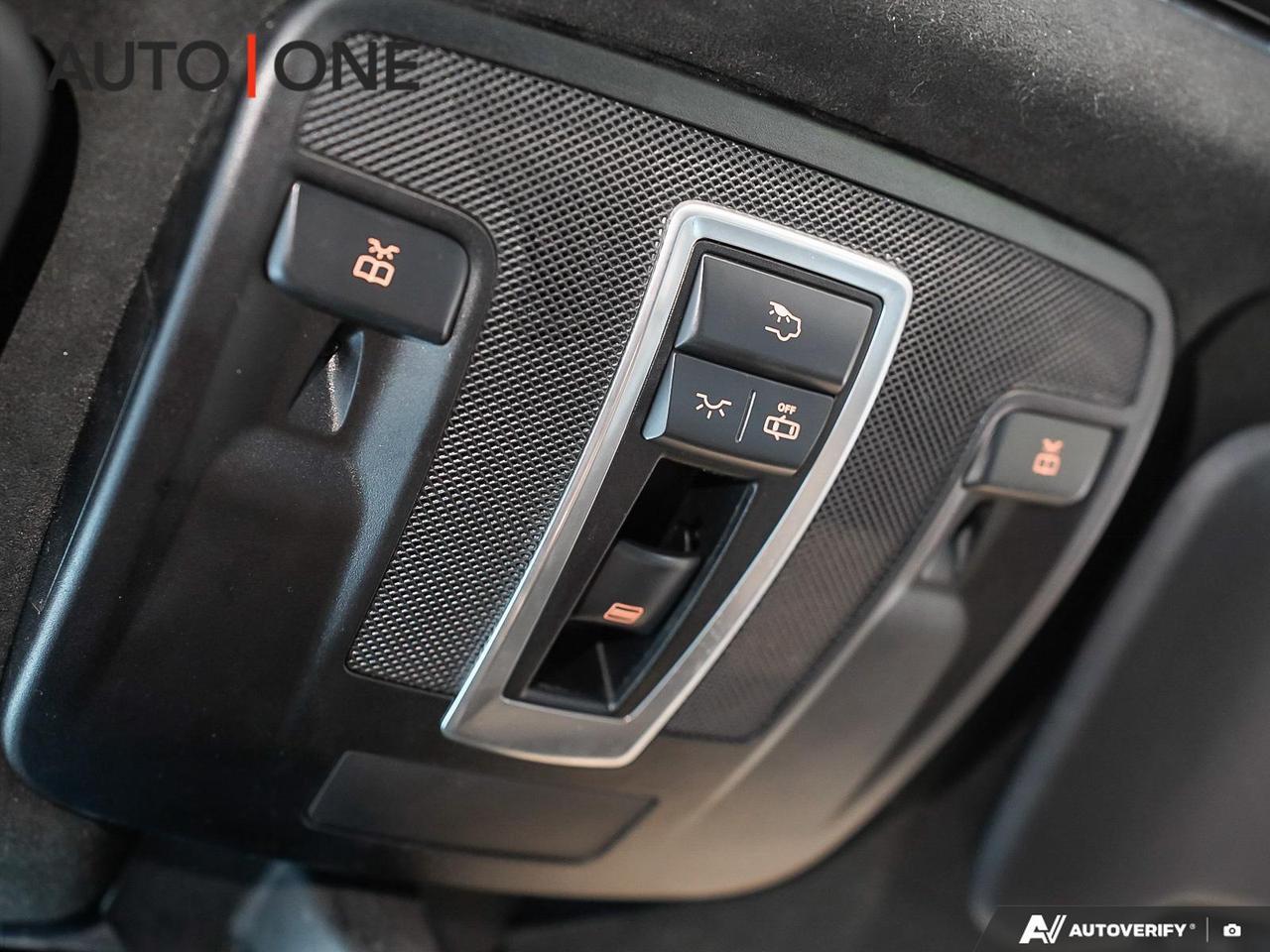 2015 Mercedes-Benz G-Class G63AMG   4MATIC   FACTORY BLACK WHEELS Photo