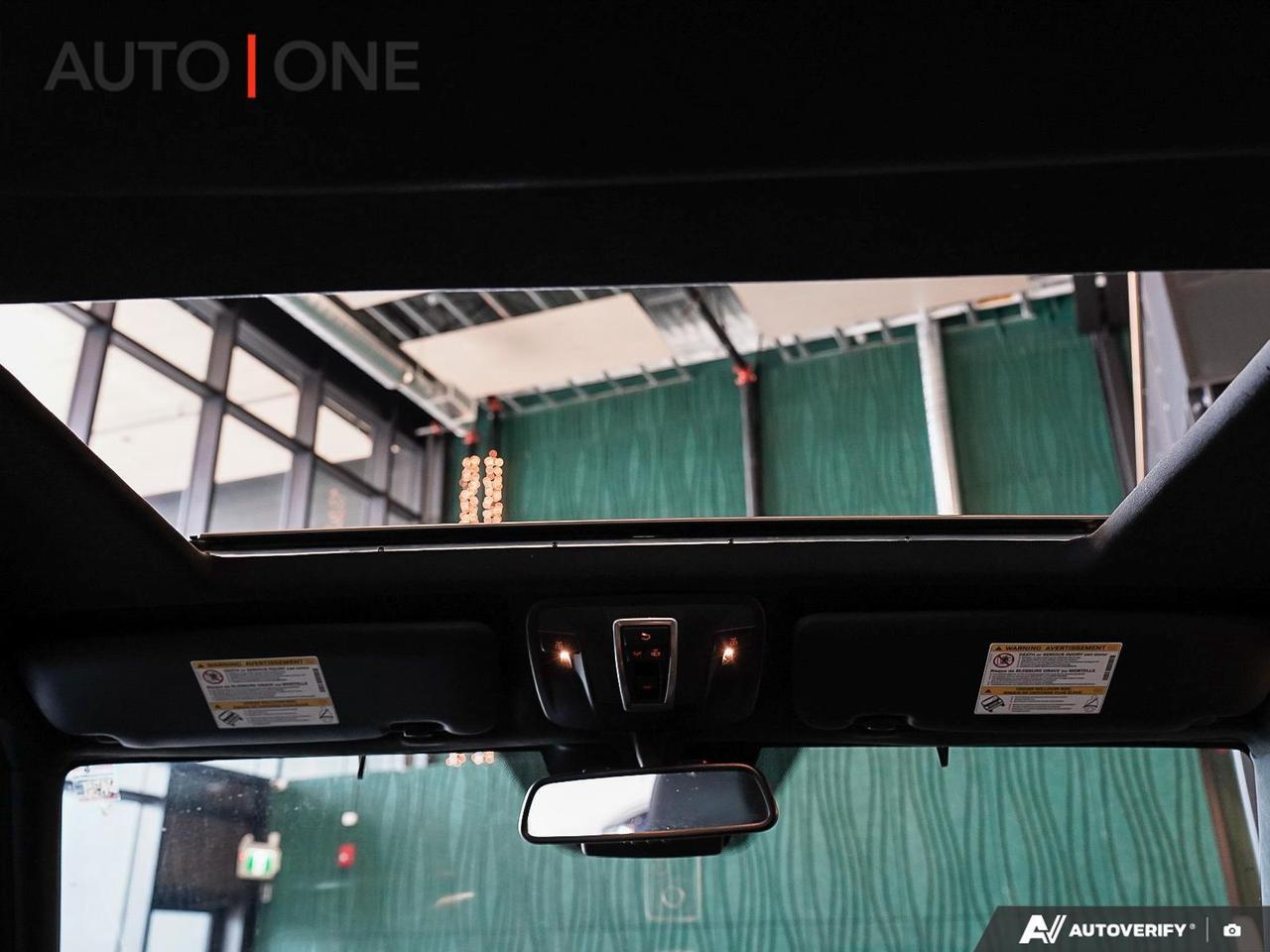 2015 Mercedes-Benz G-Class G63AMG   4MATIC   FACTORY BLACK WHEELS Photo