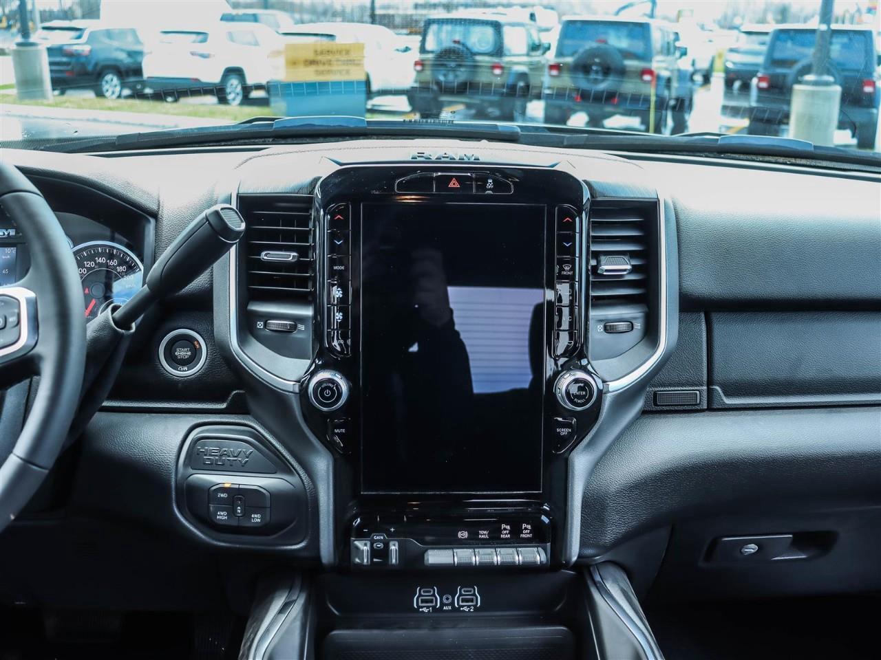 2025 RAM 2500 Big Horn Photo