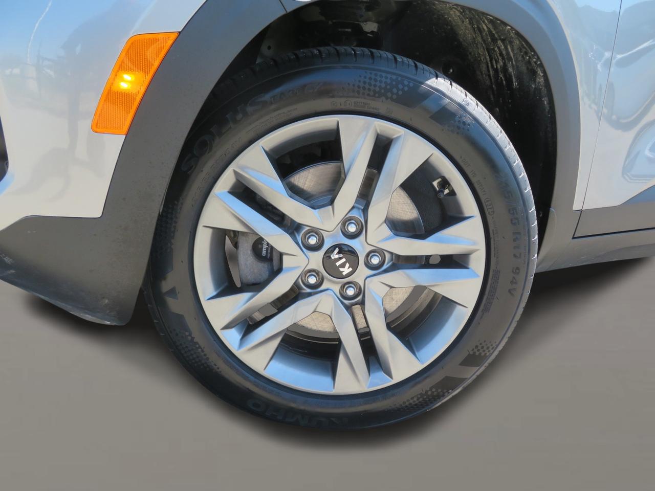 2023 Kia Seltos LX AWD Photo