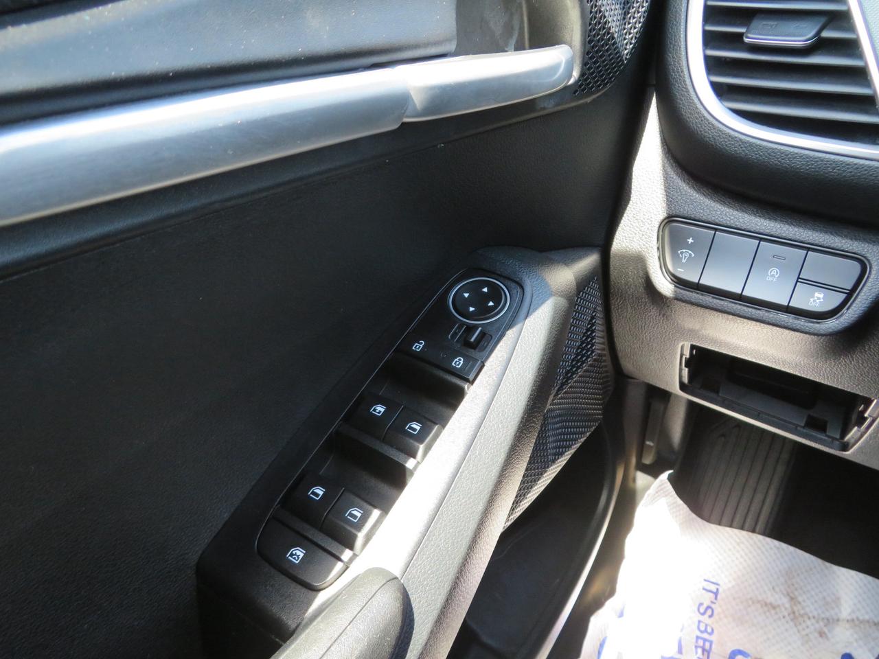 2023 Kia Seltos LX AWD Photo