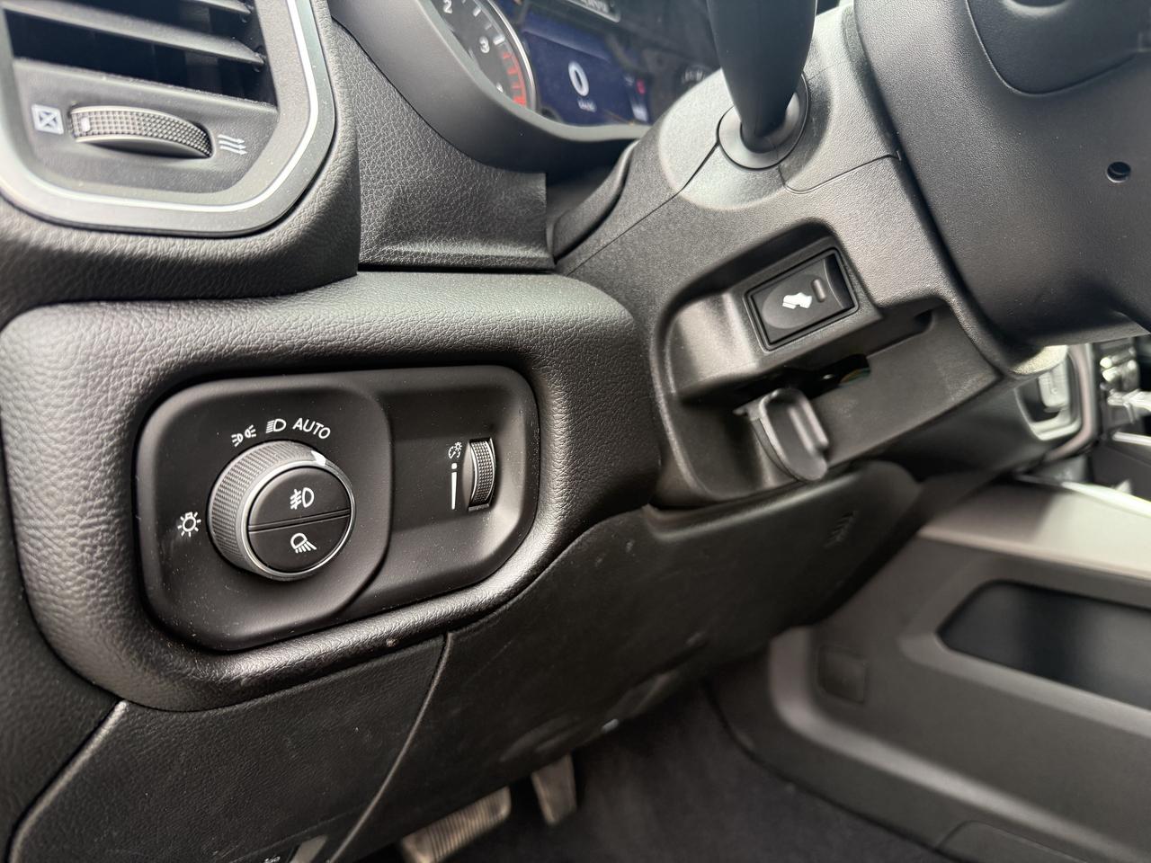 2026 RAM 3500 Big Horn 4x4 Crew Cab Night Edition - Navigation! Photo
