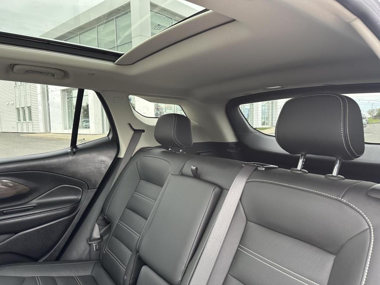 2022 GMC Terrain Denali AWD - 1 OWNER Photo