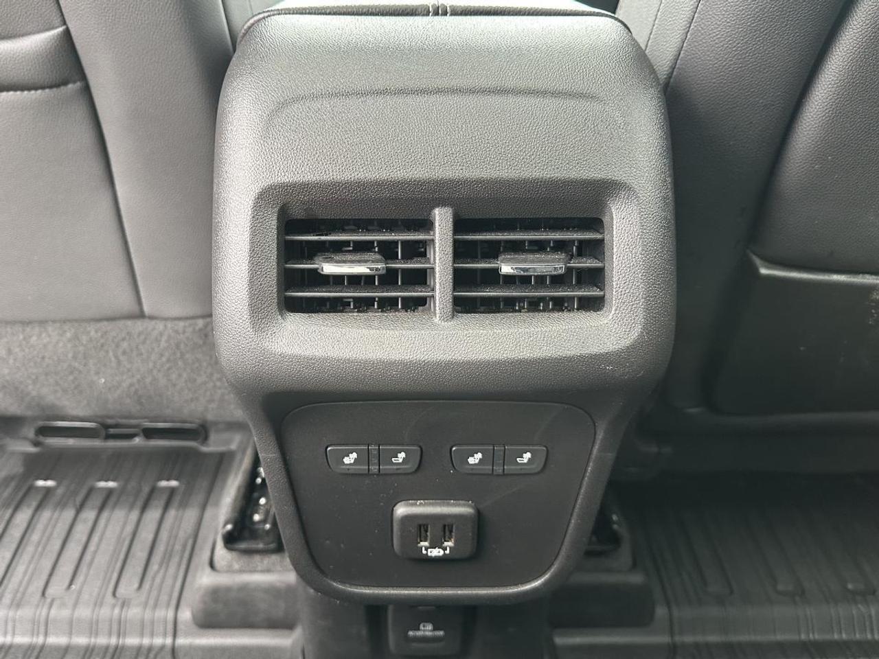 2022 GMC Terrain Denali AWD - 1 OWNER Photo