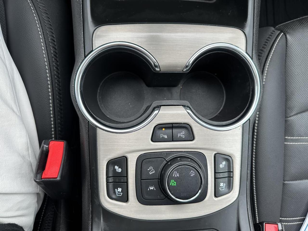 2022 GMC Terrain Denali AWD - 1 OWNER Photo