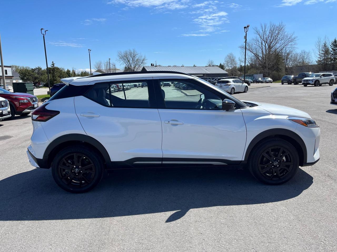 2024 Nissan Kicks SR PREMIUM FWD Photo