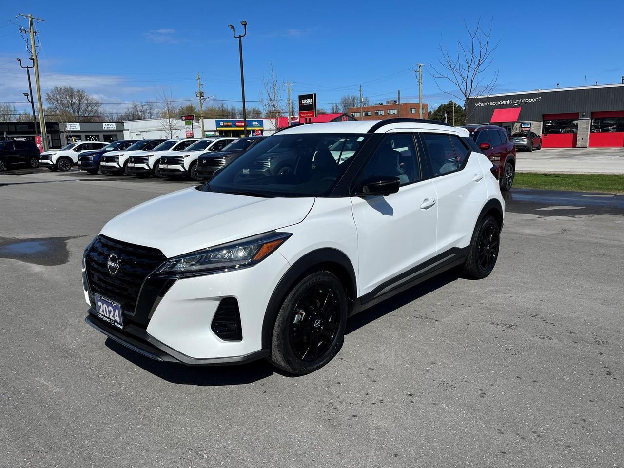 2024 Nissan Kicks SR PREMIUM FWD Photo