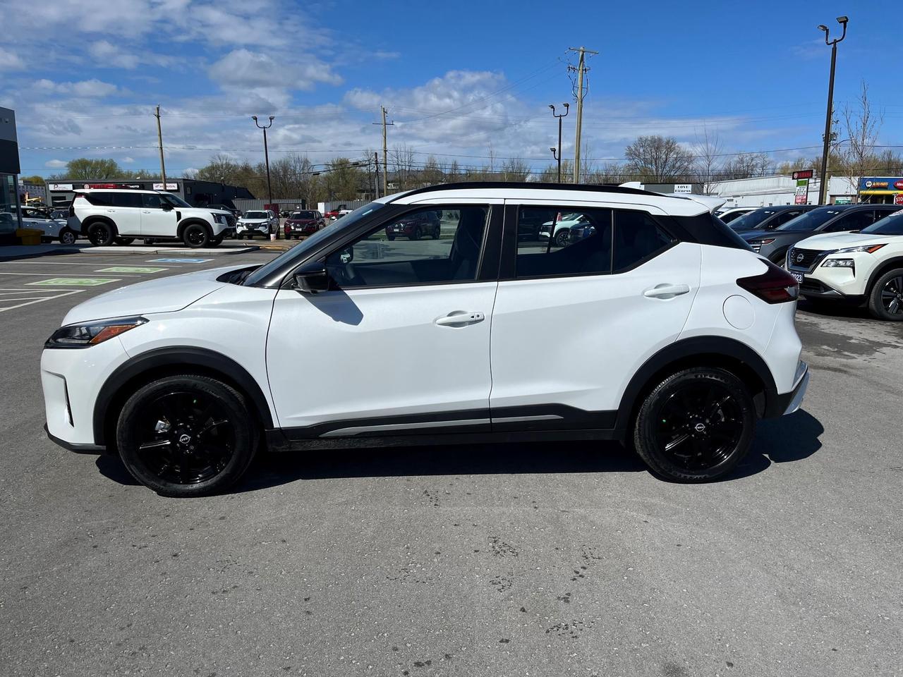 2024 Nissan Kicks SR PREMIUM FWD Photo